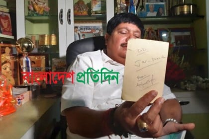 শিগগিরই মমতার বাসায় ‘জয় শ্রী রাম’ লেখা ১০ লাখ পোস্টকার্ড!