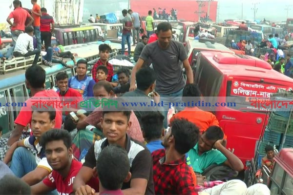 ঢাকা-সিরাজগঞ্জ মহাসড়কে দীর্ঘ যানজট