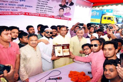 তিন ছাত্রলীগ নেতাকে চট্টগ্রামে সংবর্ধনা
