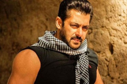 ভক্তেরা বিবাদে জড়ায় গালি খাই আমরা: সালমান