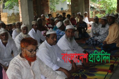 সৌদির সঙ্গে মিল রেখে বোয়ালমারীর ১০ গ্রামে ঈদ উদযাপন