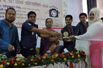 'ফেসবুকে এঁকে দিই মাগুরার ছবি'