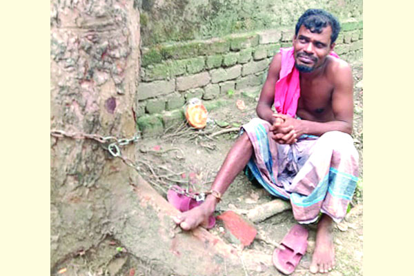 দাদনের জন্য জেলেকে বেঁধে নির্যাতন