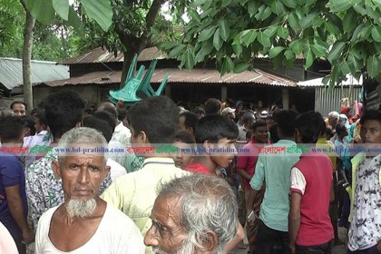 নেত্রকোনায় নিজ ঘরে বৃদ্ধকে গলা কেটে হত্যা, যুবক আটক