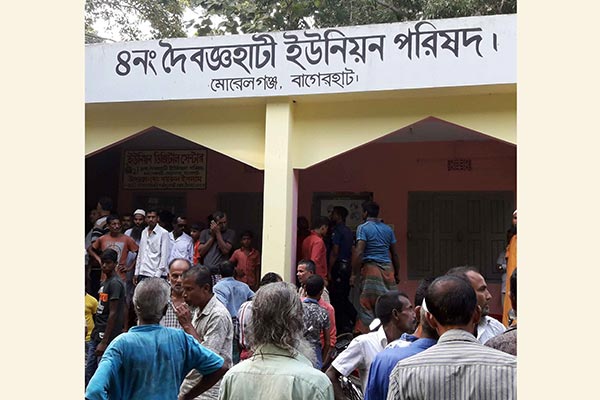 মোরেলগঞ্জে হত্যা মামলায় ইউপি চেয়ারম্যানসহ ৫৮ জনের বিরুদ্ধে চার্জশিট