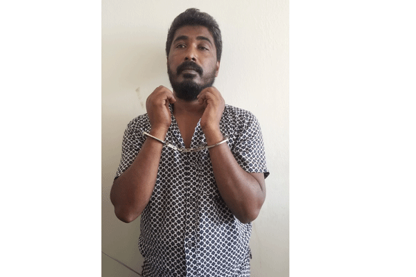 সিদ্ধিরগঞ্জে ডিবি পুলিশ পরিচয়ে ডাকাতির ঘটনায় গ্রেফতার ১

