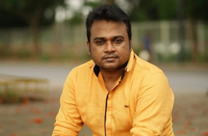 আরিফ মজুমদারের কথায় এফ এ সুমনের 'অন্তর পুড়ে ছাই'
