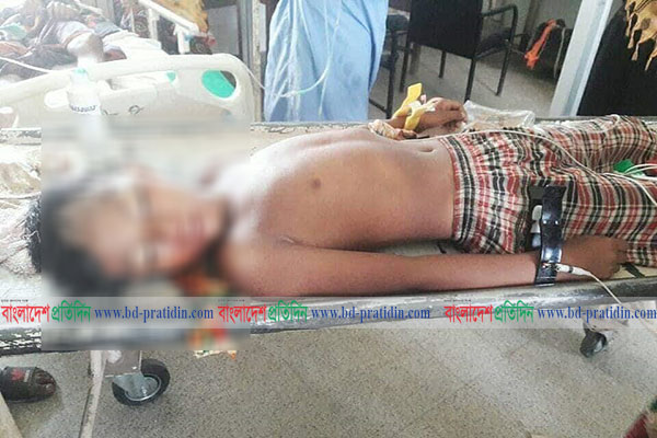 নাটোরের সিংড়ায় সৎ ছোট ভাইকে কুপিয়ে হত্যা