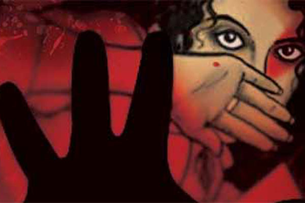 চলন্তবাসে জর্ডান ফেরত নারীকে ধর্ষণ চেষ্টা, চালক-হেলপার গ্রেফতার