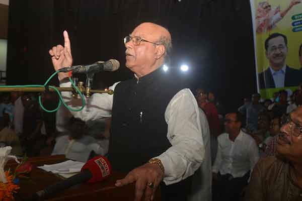 'একটি কুচক্রী মহল সব সময় ষড়যন্ত্র করছে'