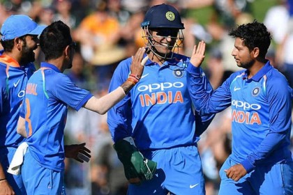 সব ফাঁস করে দেয়ার হুমকি যুবরাজের বাবার