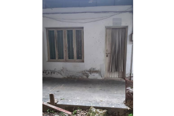 চবি প্রকৌশলীর রুমে তালা

