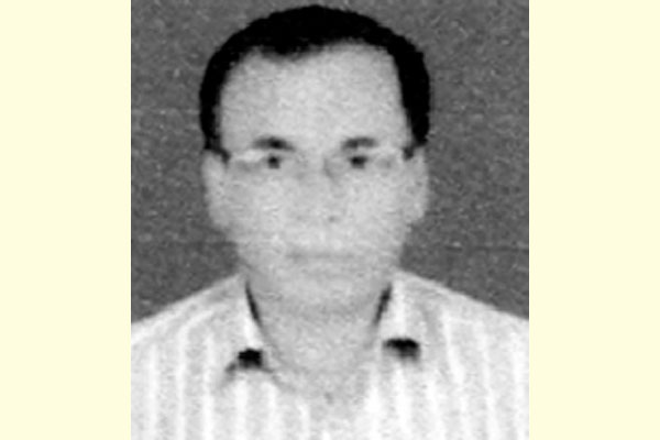 মানুষের মতো মানুষ হতে হবে