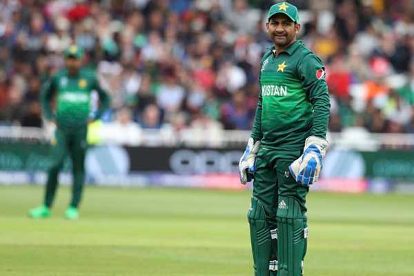 ভারতের বিপক্ষে পরাজয়ের কারণ জানালেন সরফরাজ