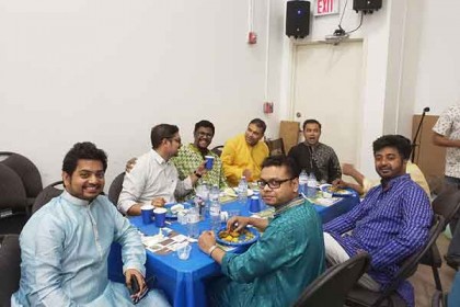 কানাডার ক্যালগেরিতে বাবা দিবস উদযাপিত
