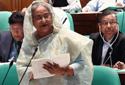 ব্যাংকে টাকা আছে, তবে লুটে খাওয়ার টাকা নেই: প্রধানমন্ত্রী
