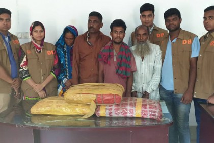 সিংড়ায় গাঁজাসহ চার মাদক ব্যবসায়ী আটক

