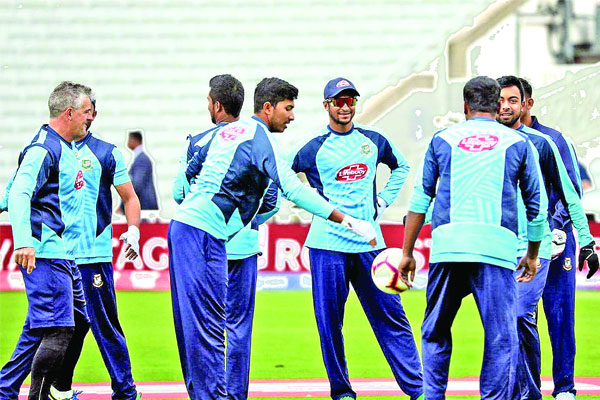 অনুশীলনে ব্যস্ত সাকিব, সৌম্য, মিরাজরা