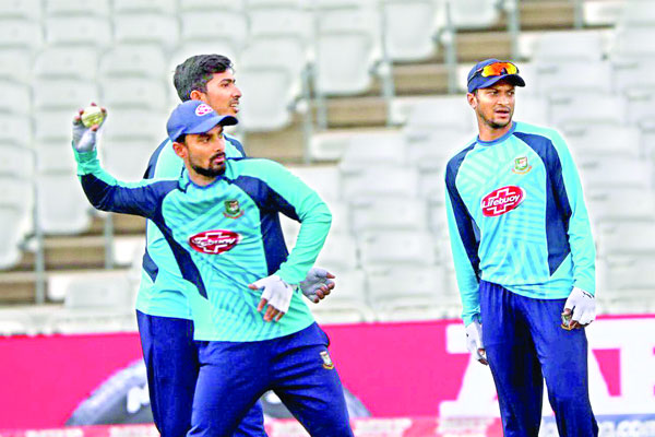টাইগারদের মরণপণ লড়াই