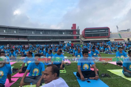 হৃদয়, শরীর ও আত্মার শান্তি বাড়ায় যোগ ব্যায়াম