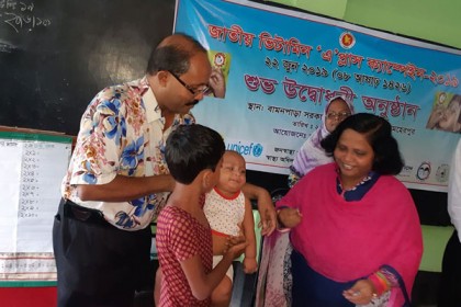 মেহেরপুরে ভিটামিন ‌‘এ প্লাস’ ক্যাম্পেইন