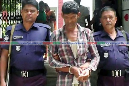 গুরুদাসপুরে হত্যা মামলার আসামি গ্রেফতার  