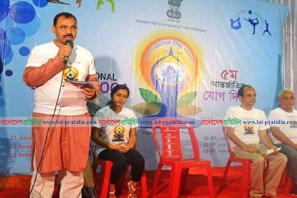 ইন্টারনেটে সময় অপচয় না করে যোগ চর্চার আহ্বান মেয়র নাছিরের