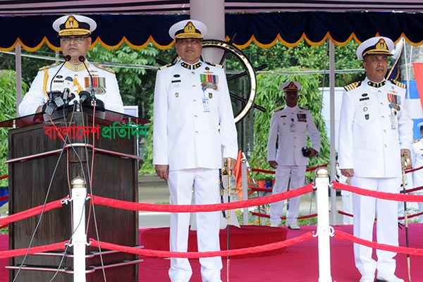বাংলাদেশ নৌবাহিনী আধুনিক ত্রিমাত্রিক হিসেবে সুপ্রতিষ্ঠিত: নৌবাহিনী প্রধান
