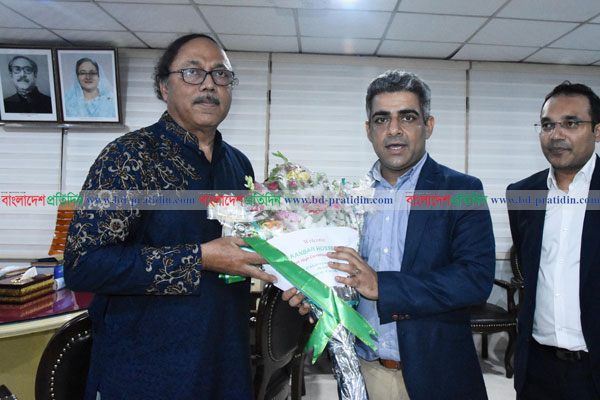 রাসিক মেয়রের সঙ্গে ভারপ্রাপ্ত ব্রিটিশ হাইকমিশনারের সাক্ষাৎ