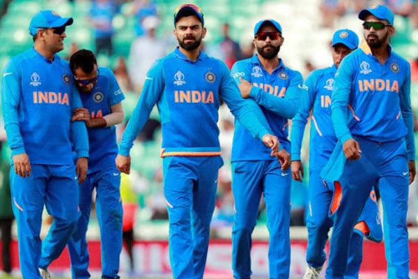 আইসিসির নির্দেশ, নীল জার্সি বদলে মাঠে নামতে হবে কোহলিদের