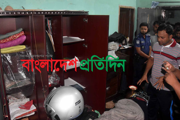 মাগুরায় বিচারপতির গ্রামের বাড়িতে ডাকাতি