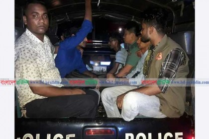 রিফাত হত্যা মামলায় জড়িত সন্দেহে আটক আরও ৪