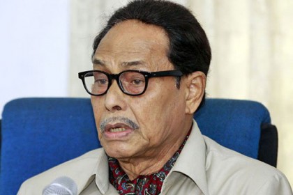 চল্লিশ শতাংশ সুস্থ হয়ে উঠেছেন এরশাদ