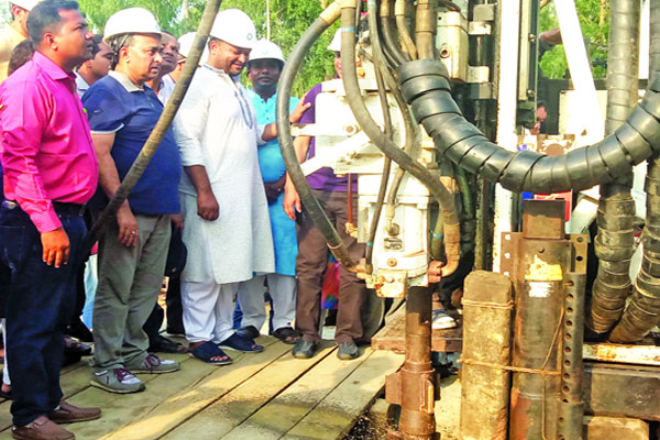 দেশের প্রথম লোহার খনি