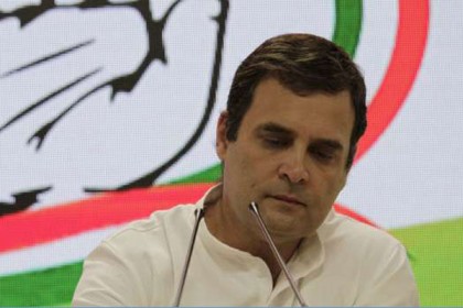 রাহুল গান্ধীকে ‘শ্রদ্ধা’ জানাতে কংগ্রেসে গণপদত্যাগ