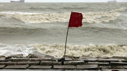 চার সমুদ্রবন্দরে ৩ নম্বর সতর্ক সংকেত