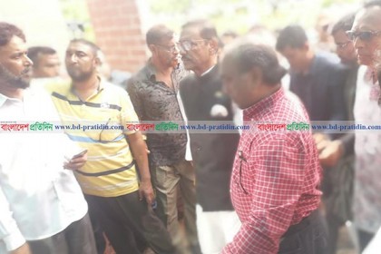 এরশাদকে দেখতে হাসপাতালে ওবায়দুল কাদের