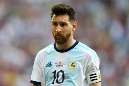 ব্রাজিলের কাছে হারের পর কী ইঙ্গিত দিলেন মেসি?