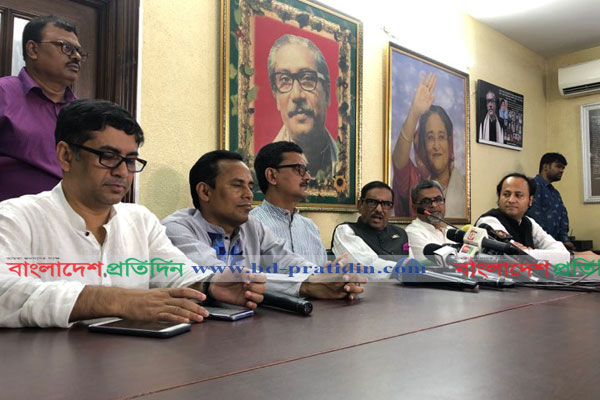 ফখরুলকে বেশি পাওয়ারের চশমা পরার পরামর্শ কাদেরের