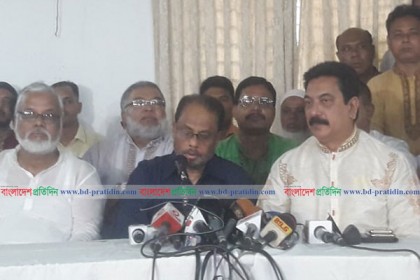 'এরশাদের শারীরিক অবস্থা অপরিবর্তিত, হাসপাতালে শান্তিতে ঘুমাচ্ছেন' 