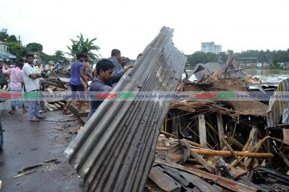 সুরমাপাড়ের অর্ধশতাধিক অবৈধ স্থাপনা উচ্ছেদ