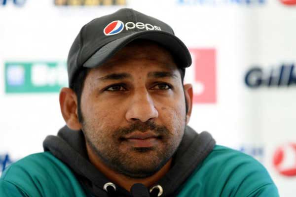 জোর করে অধিনায়কত্ব ধরে রাখিনি: সরফরাজ 