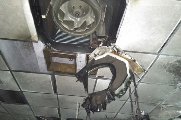 চবির ইতিহাস বিভাগের সেমিনার রুমে আগুন! 