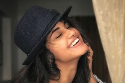 এই অভিনেত্রীর সঙ্গে কি প্রেম করছেন বুমরা?