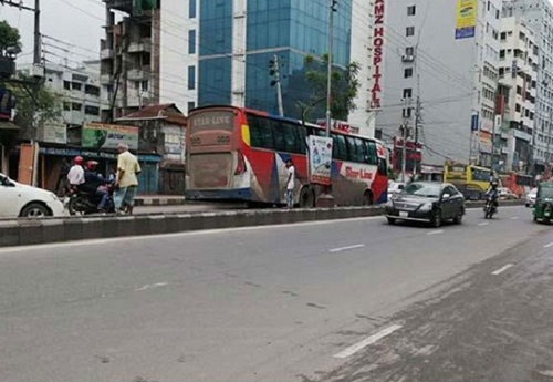 রিকশাচালকরা অবরোধ তুলে নেওয়ায় স্বস্তি ফিরেছে রাজধানীতে