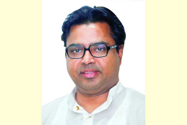 স্ত্রী ডেঙ্গুতে আক্রান্ত, ৫০ লাখ টাকা ক্ষতিপূরণ চেয়ে ডিএসসিসি মেয়রকে লিগ্যাল নোটিশ 