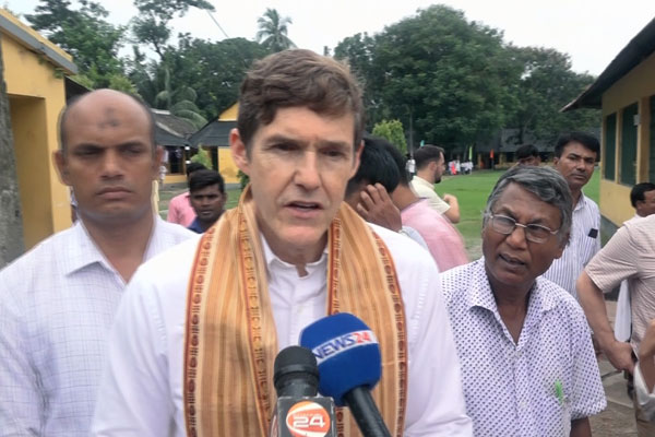 বাংলাদেশ অতি শীঘ্র আন্তর্জাতিক পর্যায়ে গুরুত্বপূর্ণ ভূমিকা পালন করবে: মার্কিন রাষ্ট্রদূত 

