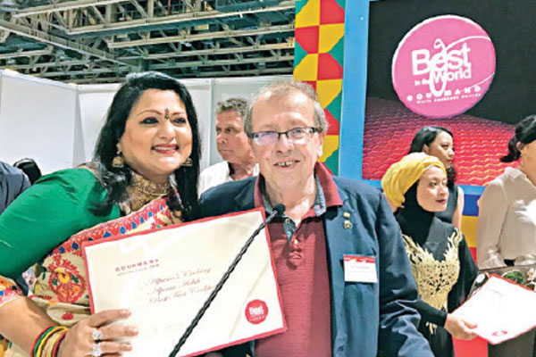 আলপনা হাবিবের হাতে রান্নার অস্কার