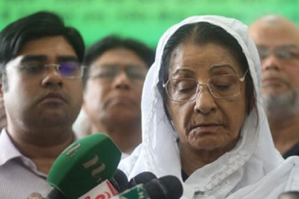 এরশাদের জন্য দেশবাসীর কাছে দোয়া চাইলেন রওশন