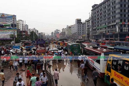 অচল বিমানবন্দর সড়ক, শত শত গাড়ি আটকা
